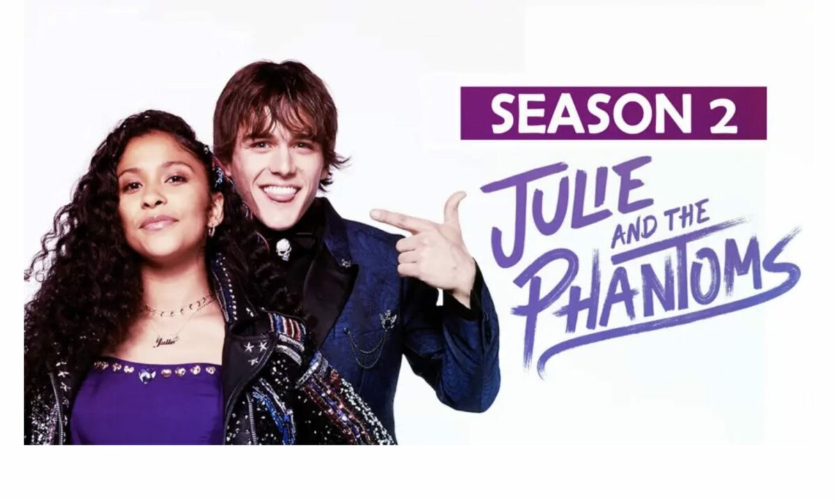 Julie and Phantoms season 2