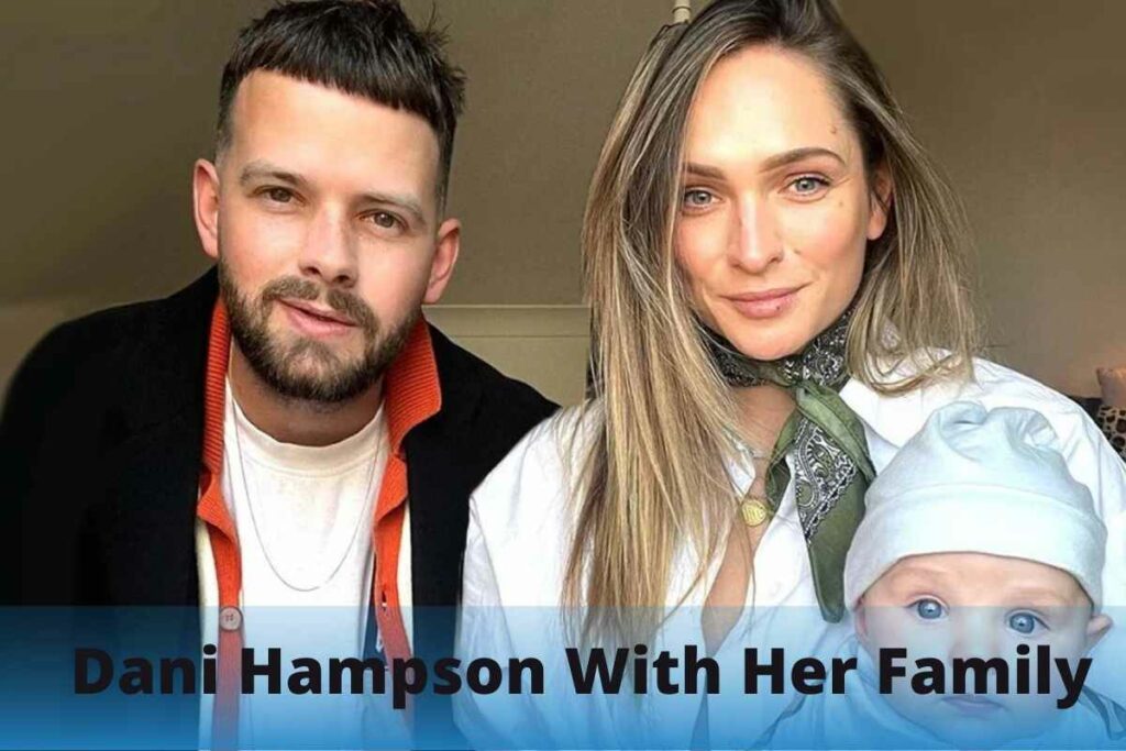 Dani Hampson With Her Family
