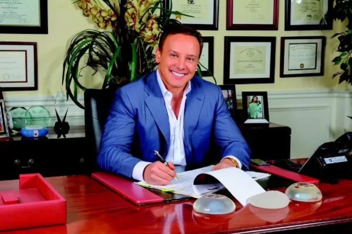 Dr. Miami Net Worth: is He the Richest Plastic Surgeon?