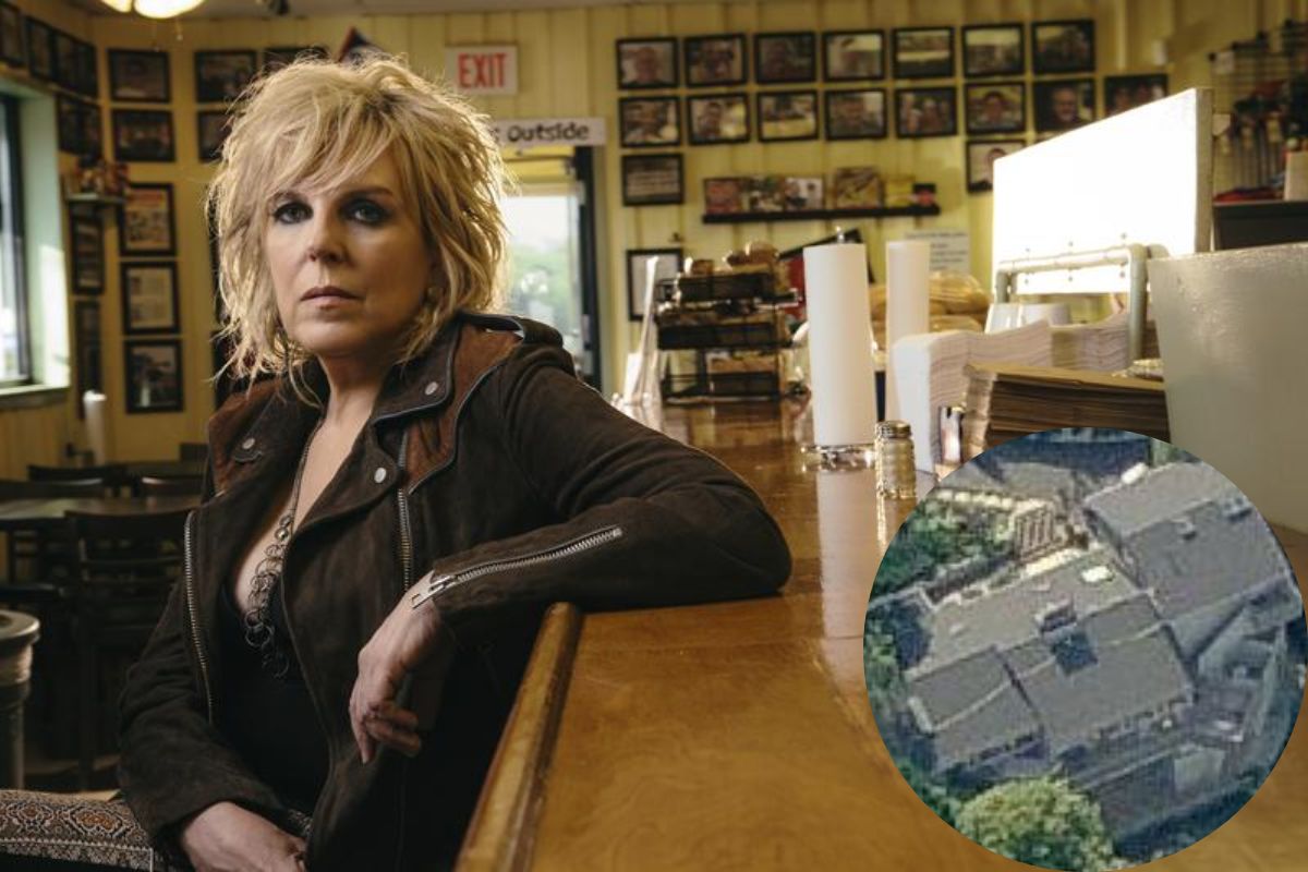 Lucinda Williams Net Worth: How Rich is She Now in 2023?